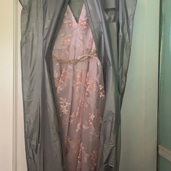 Lavender & pink hand embroidered gown - Picture 5 of 8